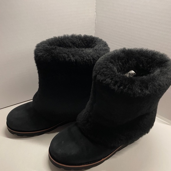 Shearling UGG Black Suede Boots Size 9 - Picture 7 of 9